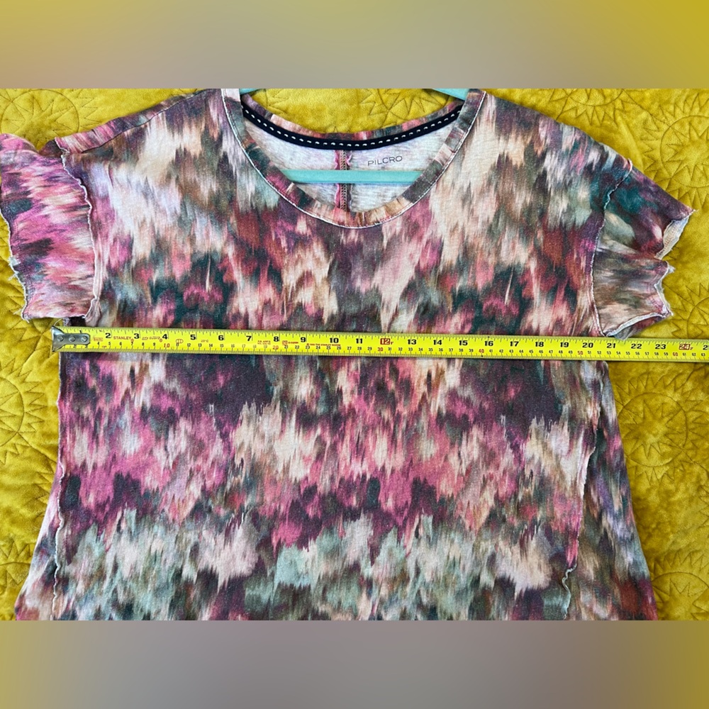 Anthropologie Pilcro colorful abstract tee size Medium - Picture 6 of 6